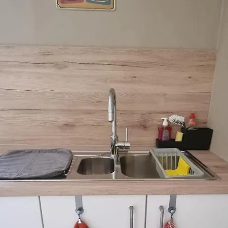 Be Happy At Apartment
